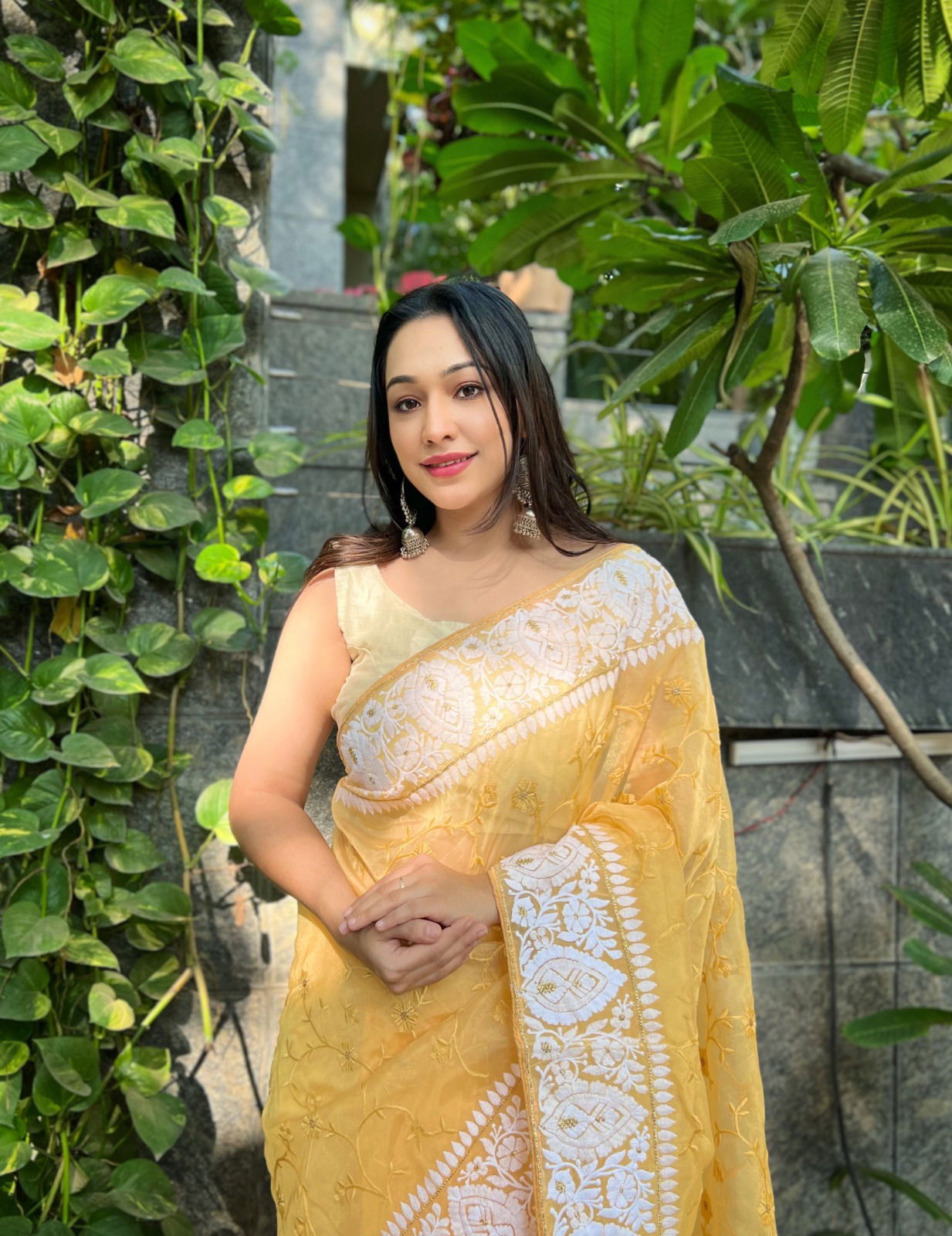 Saavi 01 Designer Party Wear Sarees Catalog
